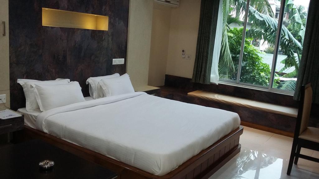 Hotel D' Sapphire Guwahati Luaran gambar